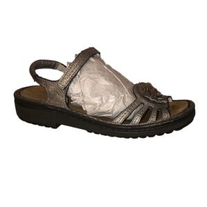 NAOT Sandals Women's Size US6/6.5 Metallic Silver Strappy Floral Open Toe Shoes
